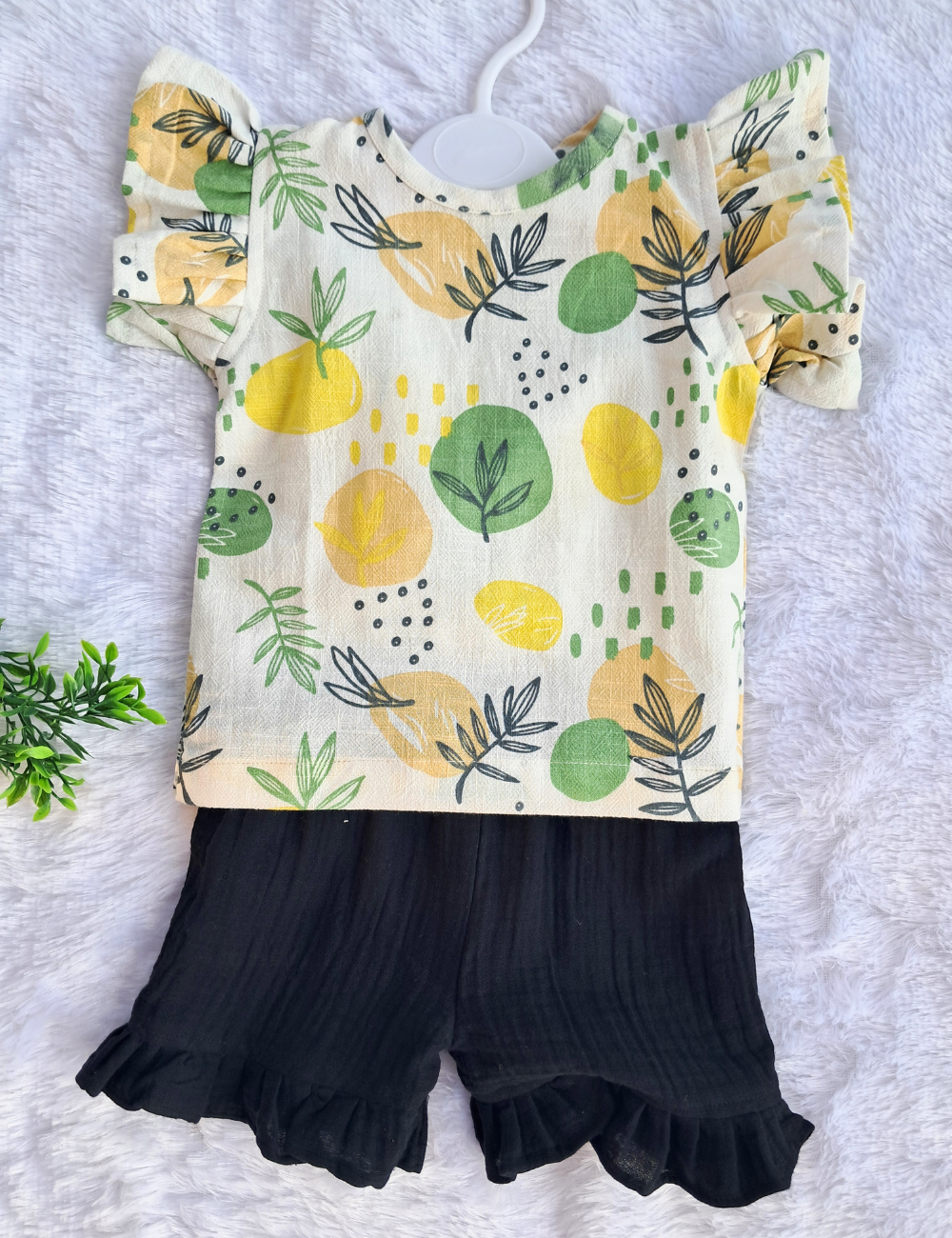 Trendy Leaf Print Girls Co-ord Set